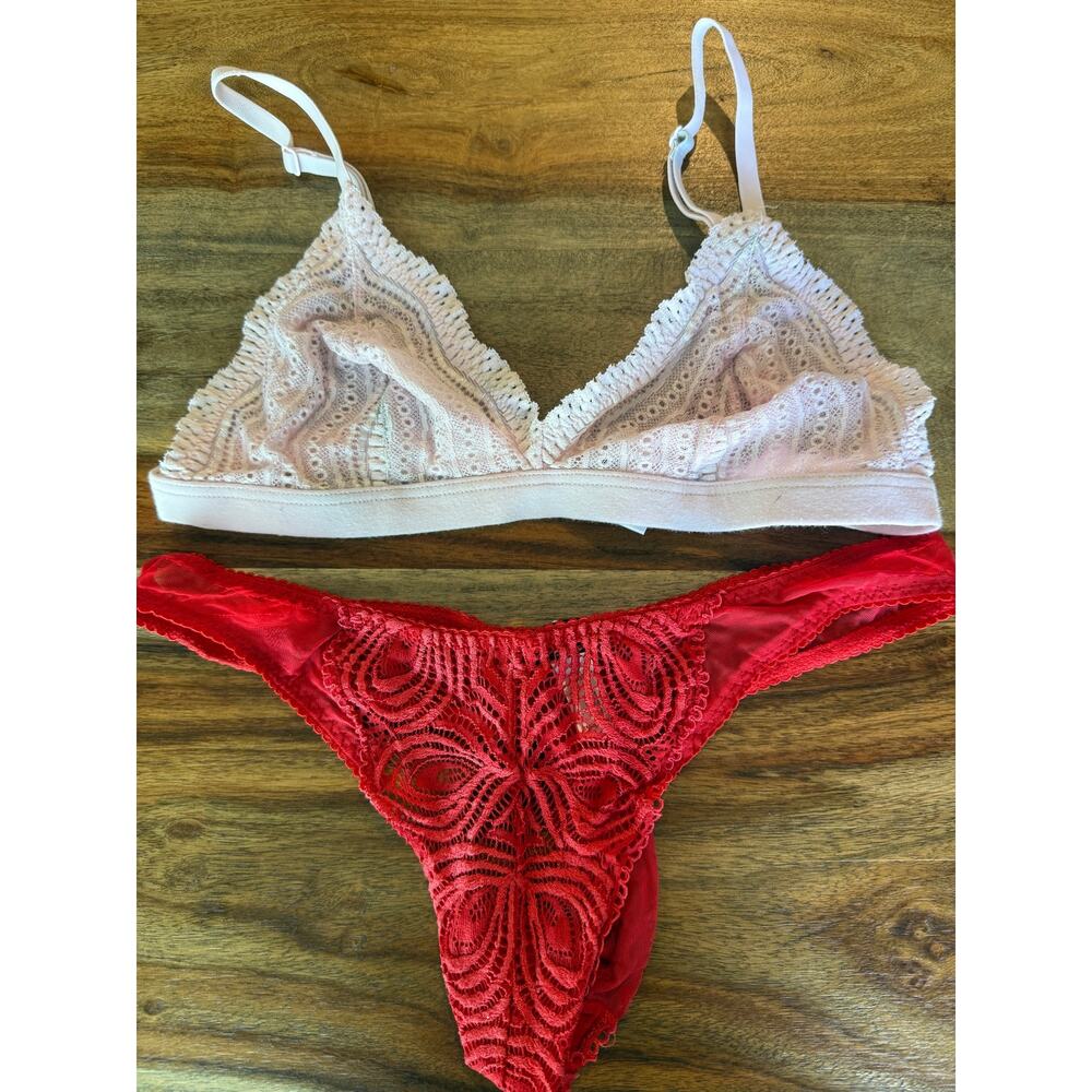 Cosabella SMALL Lace Bra and Thong Set NWOT